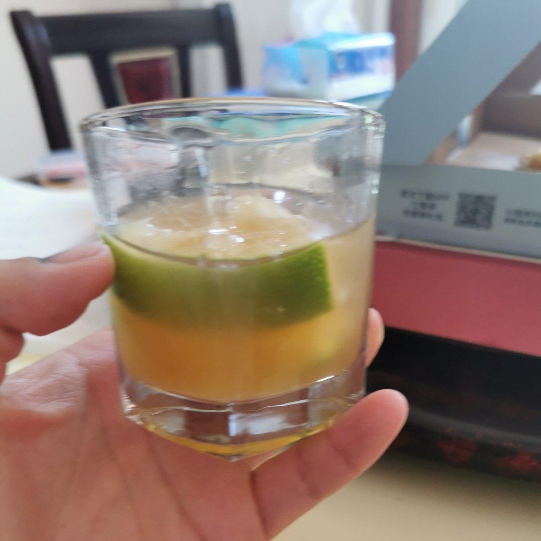 视频｜夏天最火的手打香水柠檬茶｜上瘾配方