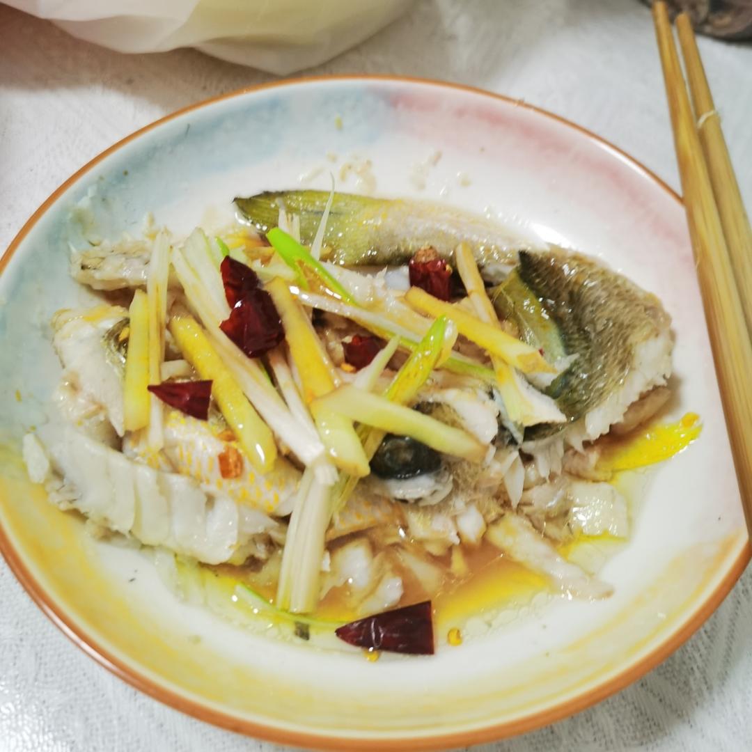清蒸黄鱼