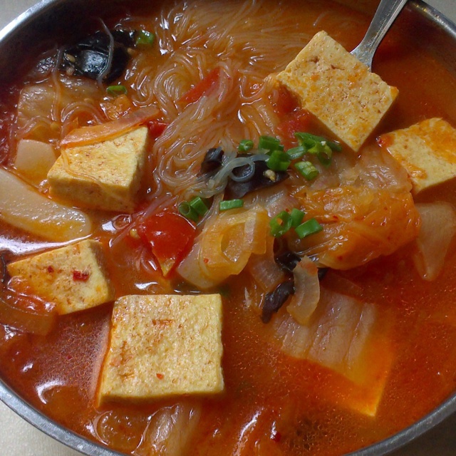 辣白菜豆腐汤