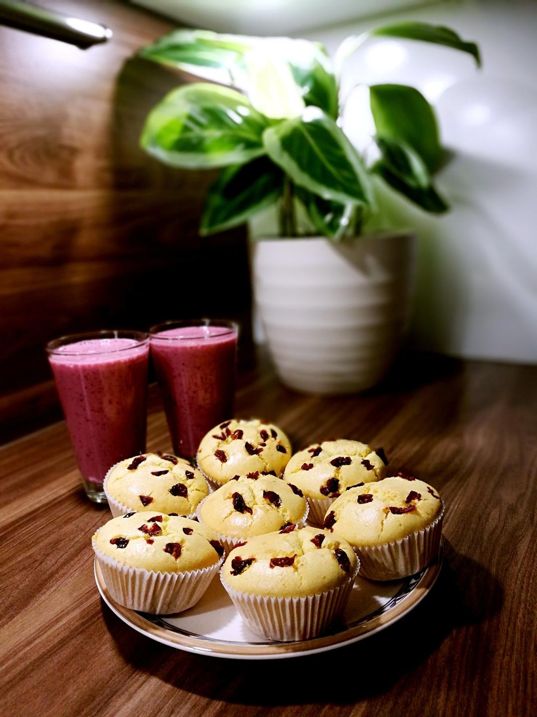 《Tinrry下午茶》教你做杏仁小蛋糕