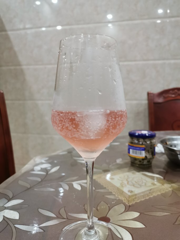 粉红石榴水果酒