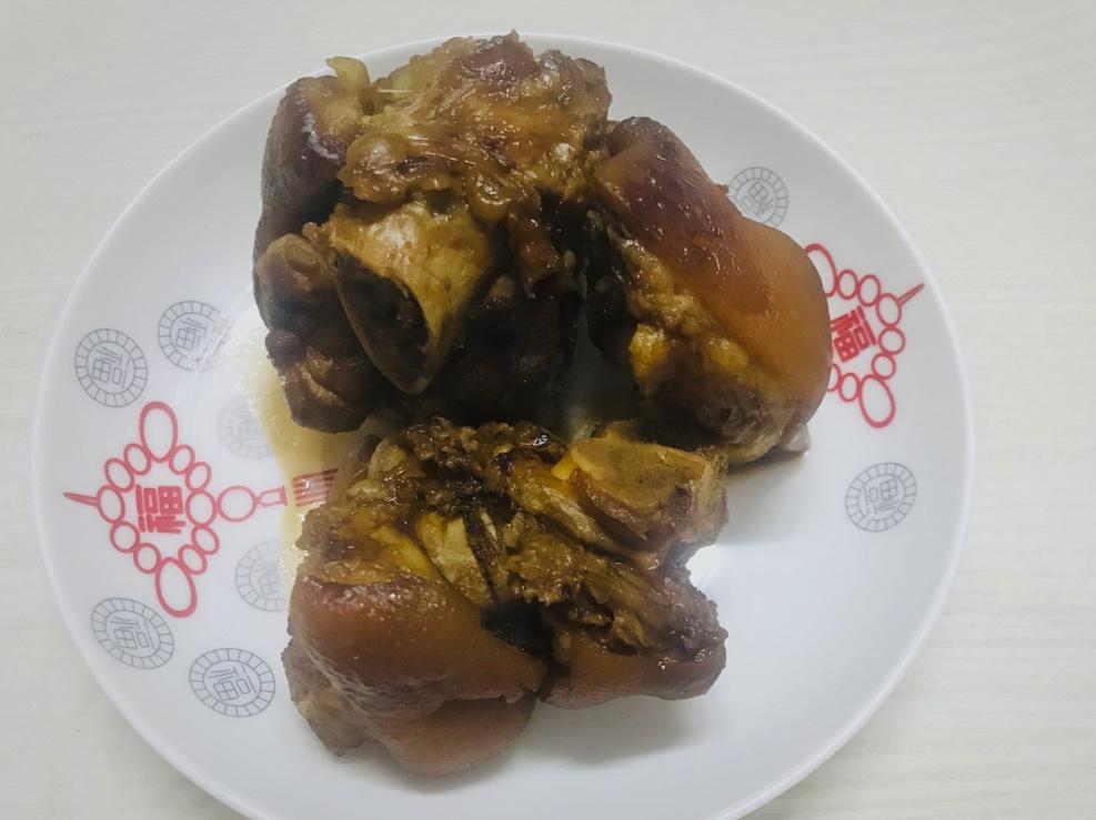 红烧酱香猪蹄