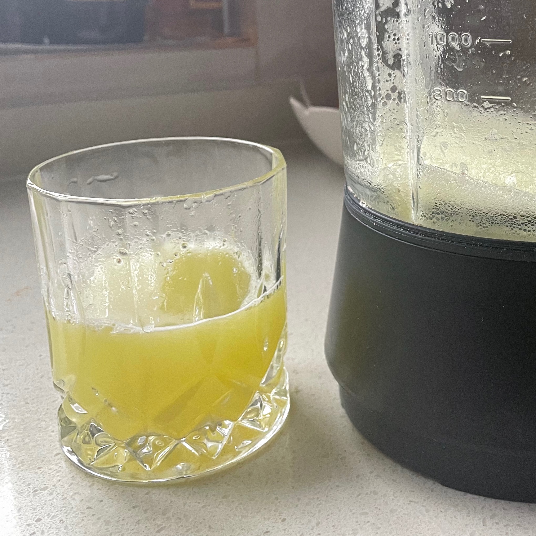 万能芹菜汁【5】芹菜菠萝汁的做法