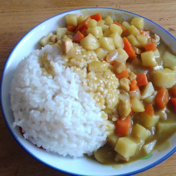 咖喱鸡肉饭