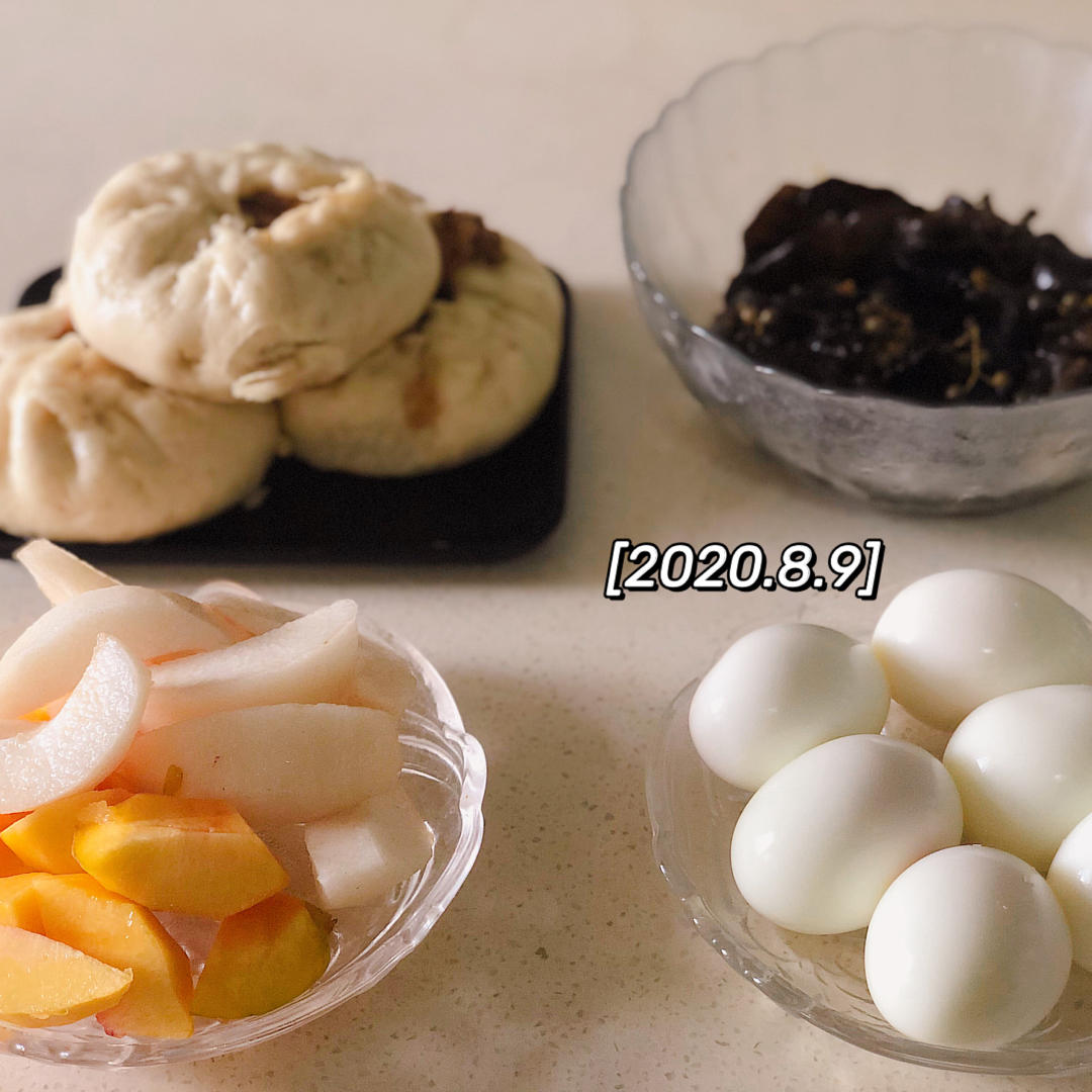 凿壁偷光吃早餐