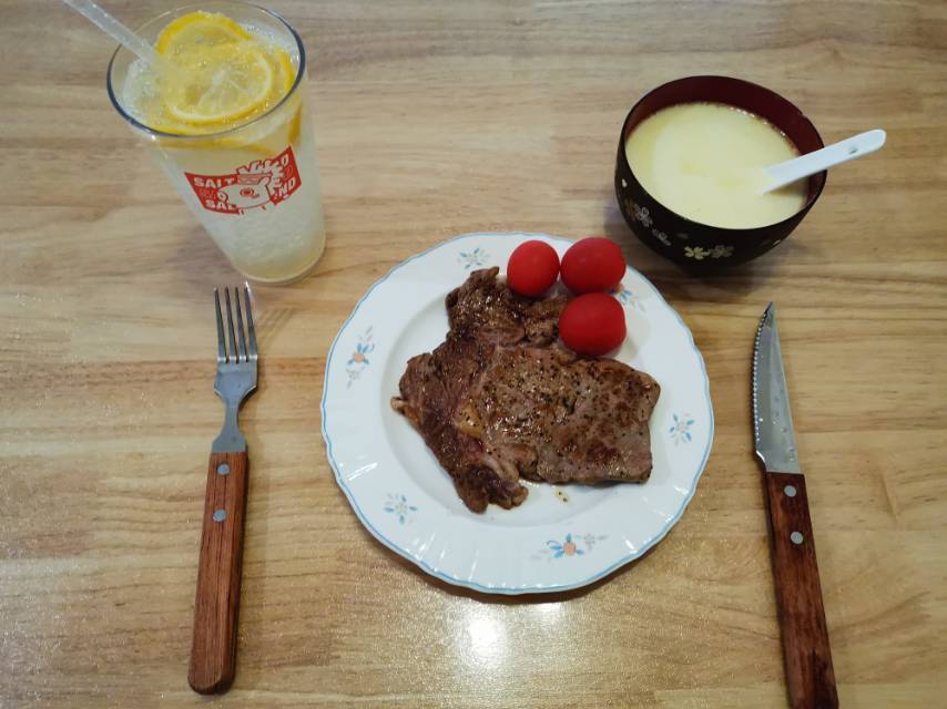 一定要这样煎牛排才鲜嫩多汁！煎牛排必收藏tips！