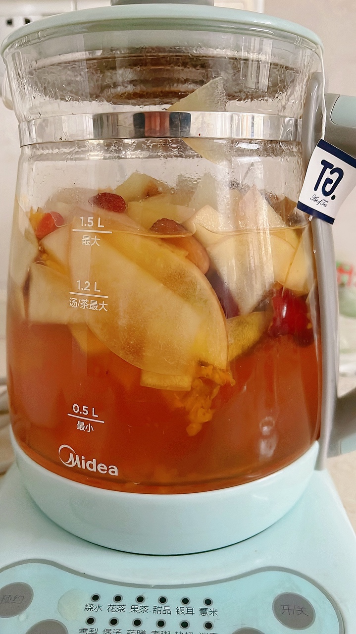 冬日暖身水果茶的做法 步骤4