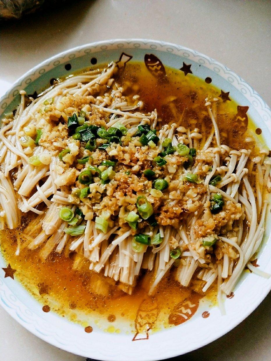 蒜蓉蒸金针菇