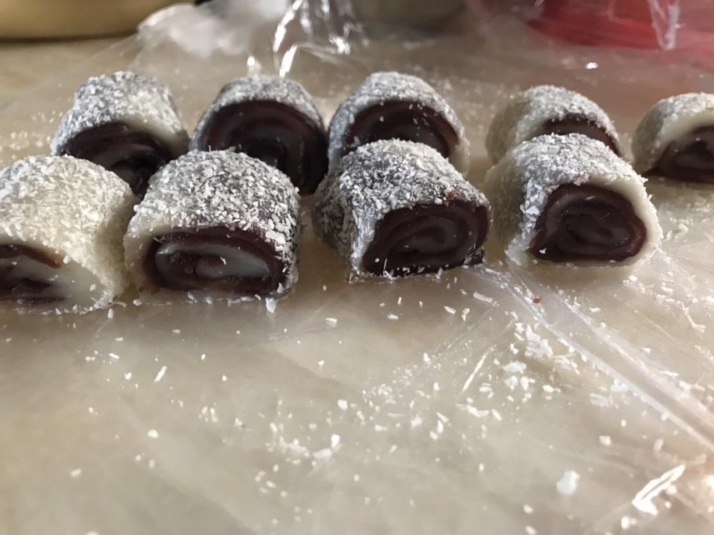 零失败！巨好吃的椰蓉豆沙糯米卷！