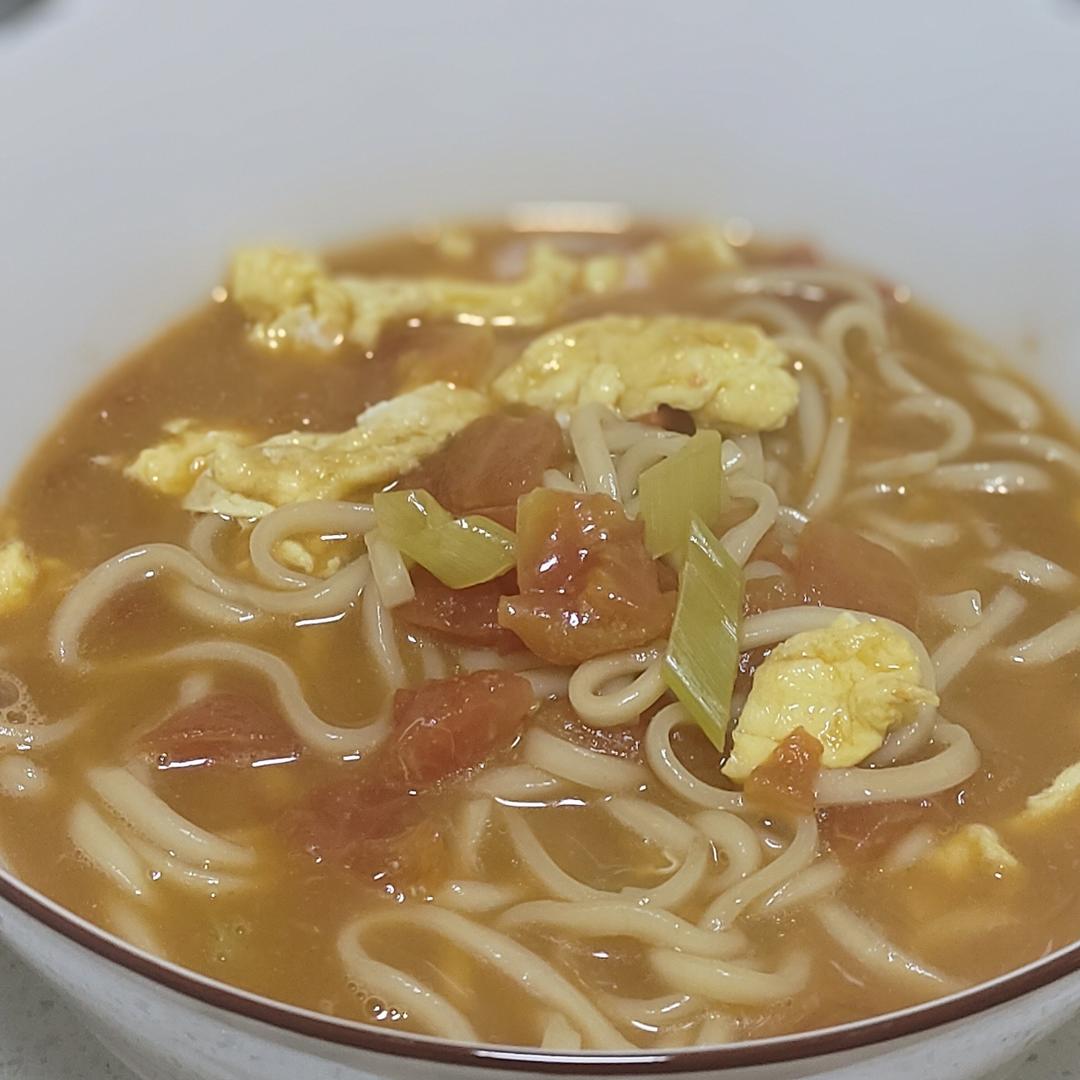 恨不得抱着锅舔的番茄鸡蛋面
