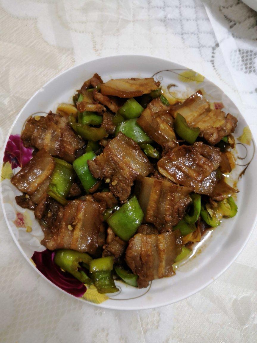 家常辣椒炒肉