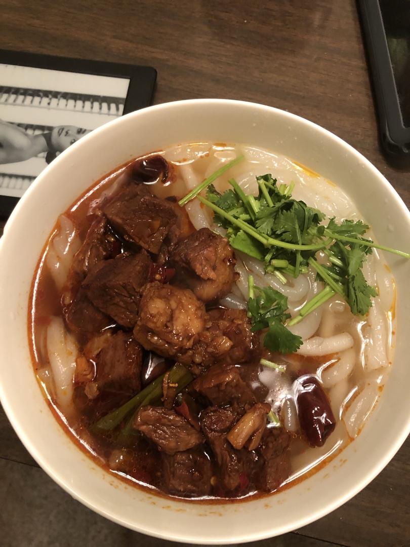 好恰到“让最火的那家店关门”的牛肉粉