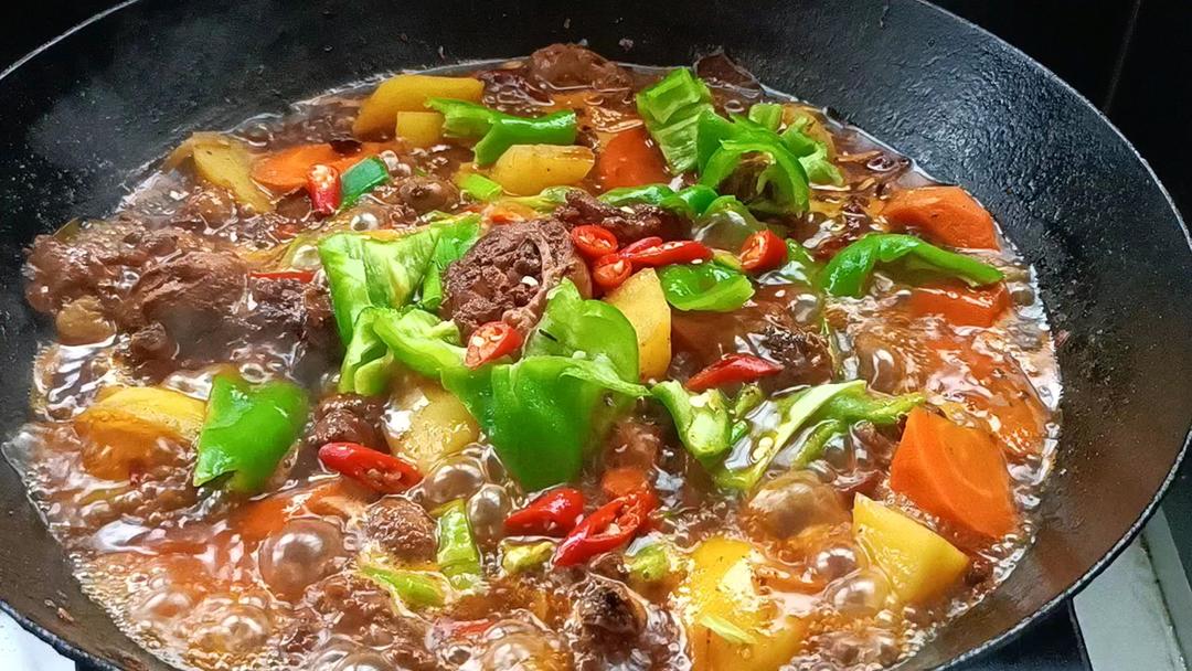 新疆大盘鸡无需争议