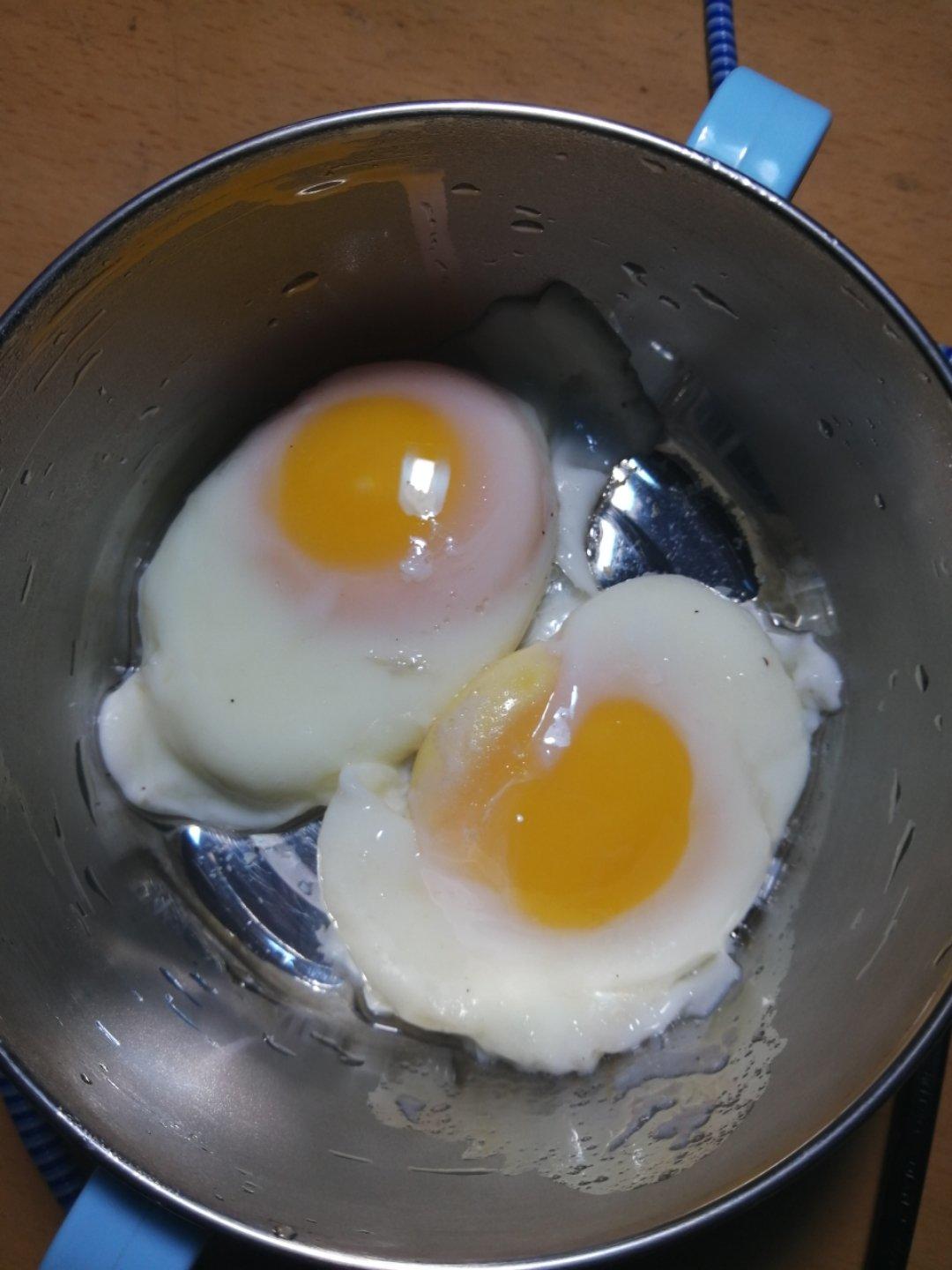 卧荷包蛋