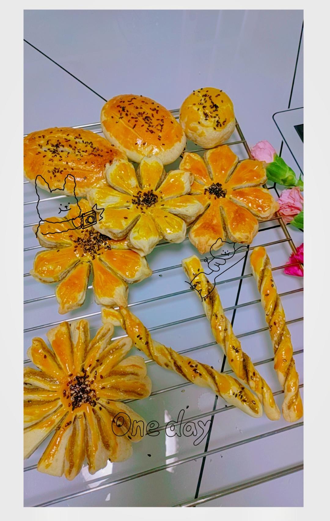 中式酥点（豆沙酥、菊花酥、葵花酥）