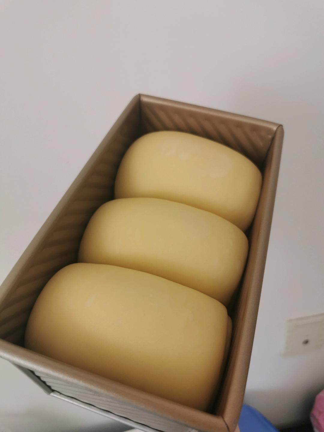 不磨人的吐司（一次发酵，厨师机揉面）