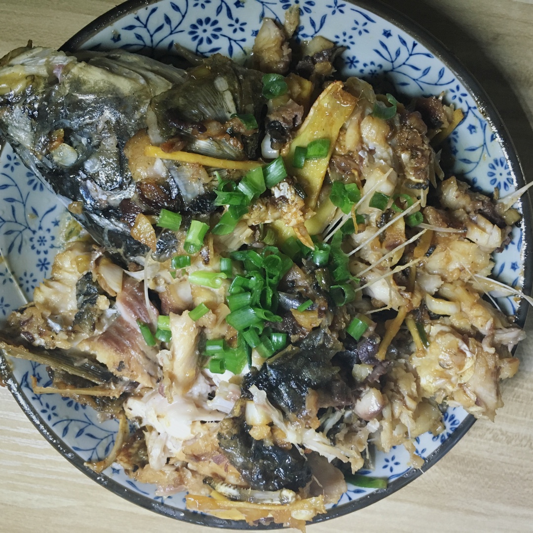 红烧鲫鱼