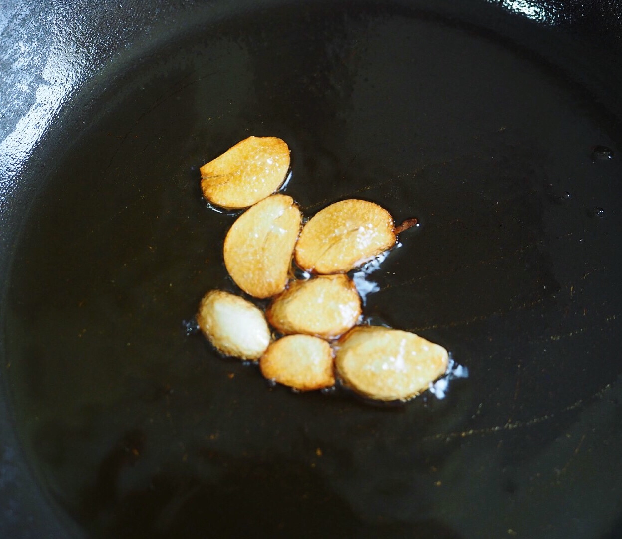 日式香蒜炒饭的做法 步骤4