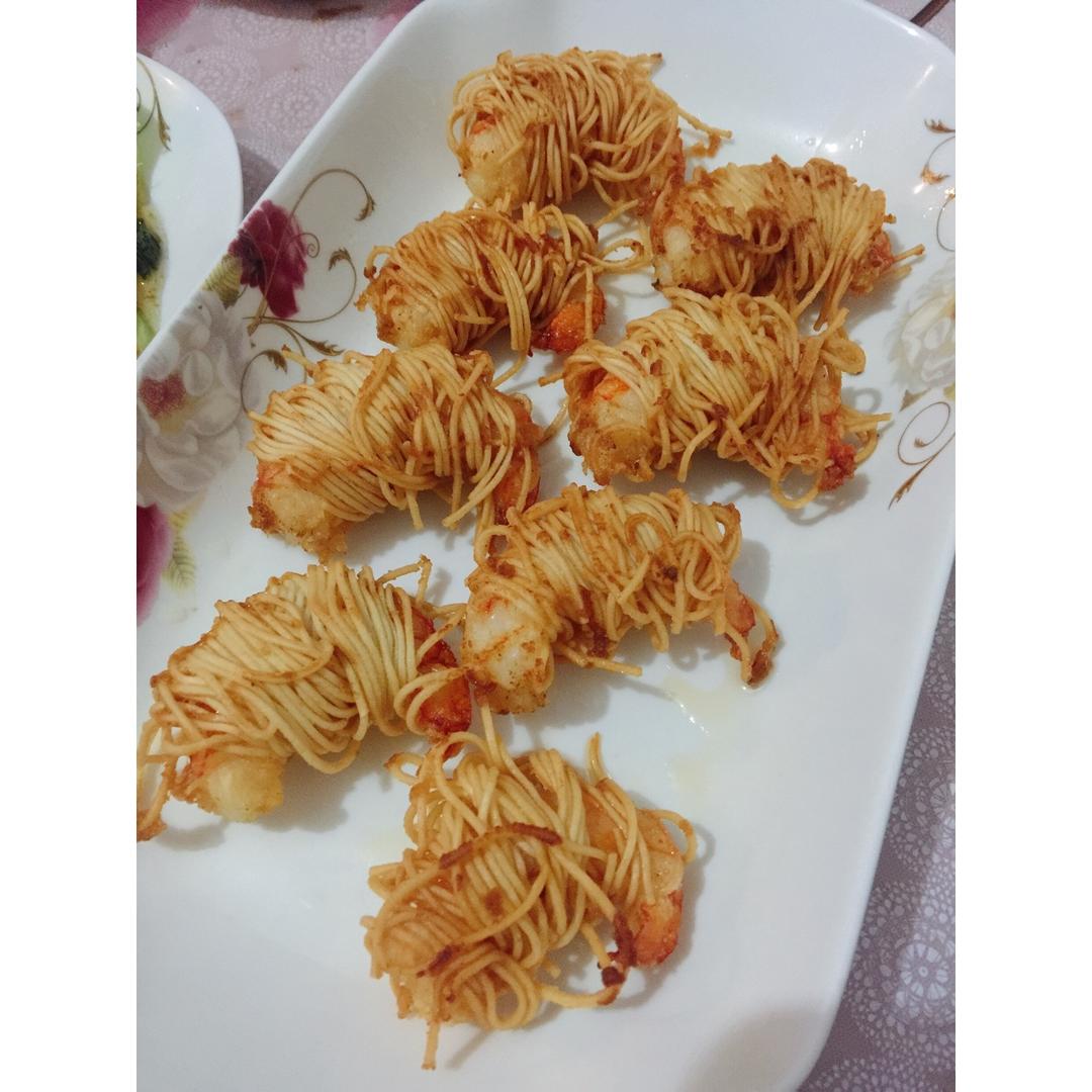 油炸面条大虾
