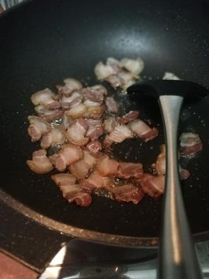 萝卜干炒腊肉（湘菜）新增腊肉快速去咸的方法的做法 步骤4