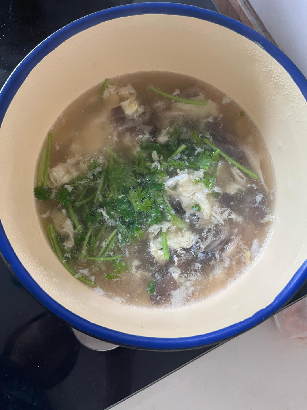 蘑菇鸡蛋汤