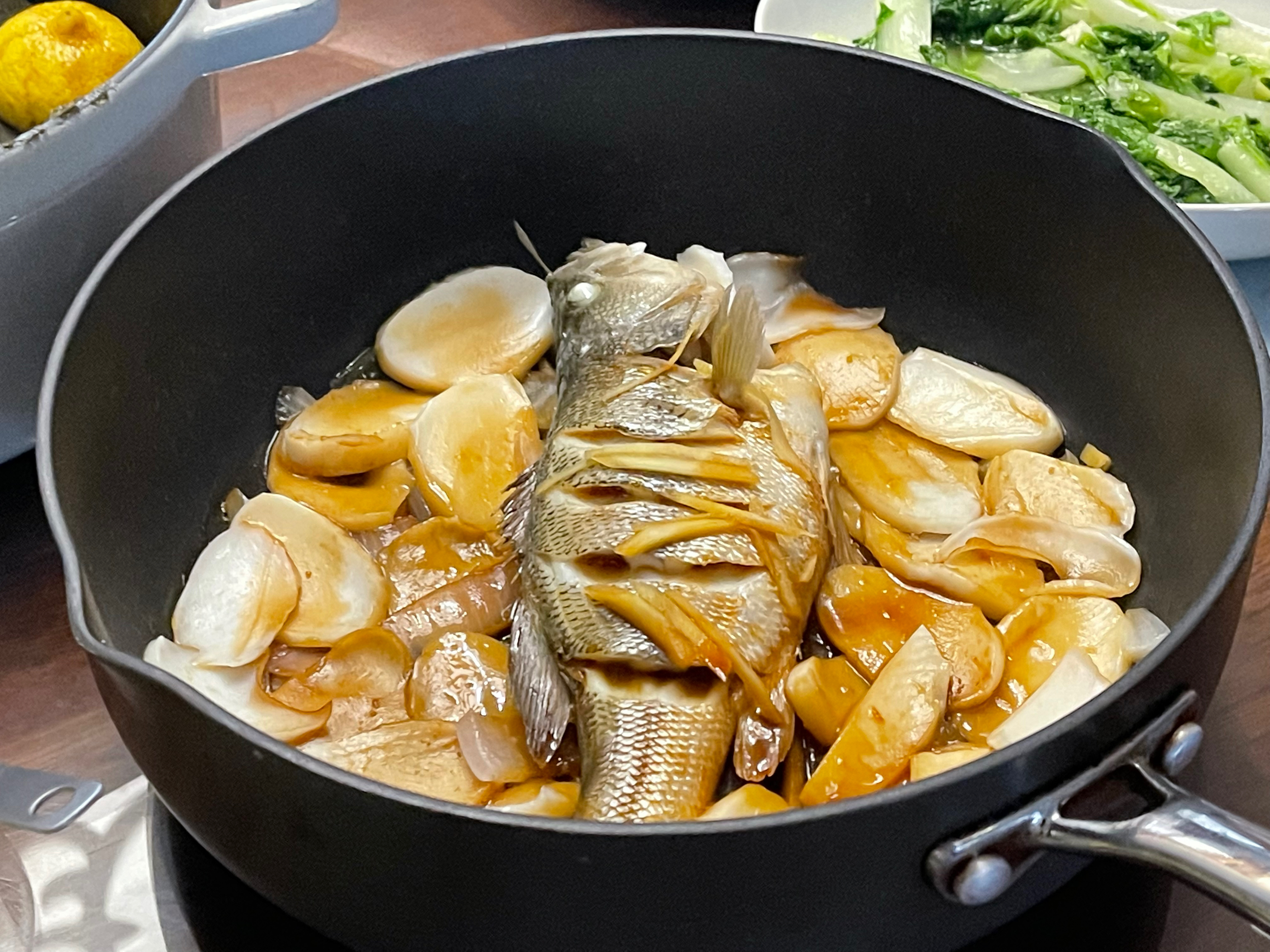 北鼎焖焗锅食谱｜焗年糕鲈鱼