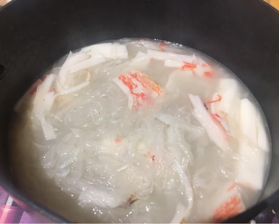 虾皮萝卜粉丝汤