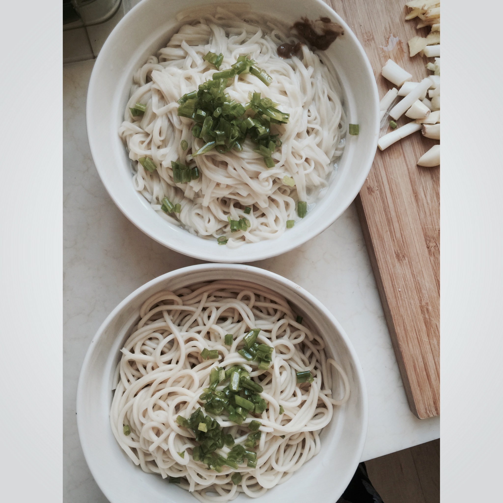 葱油拌面Spring Onion Noodles