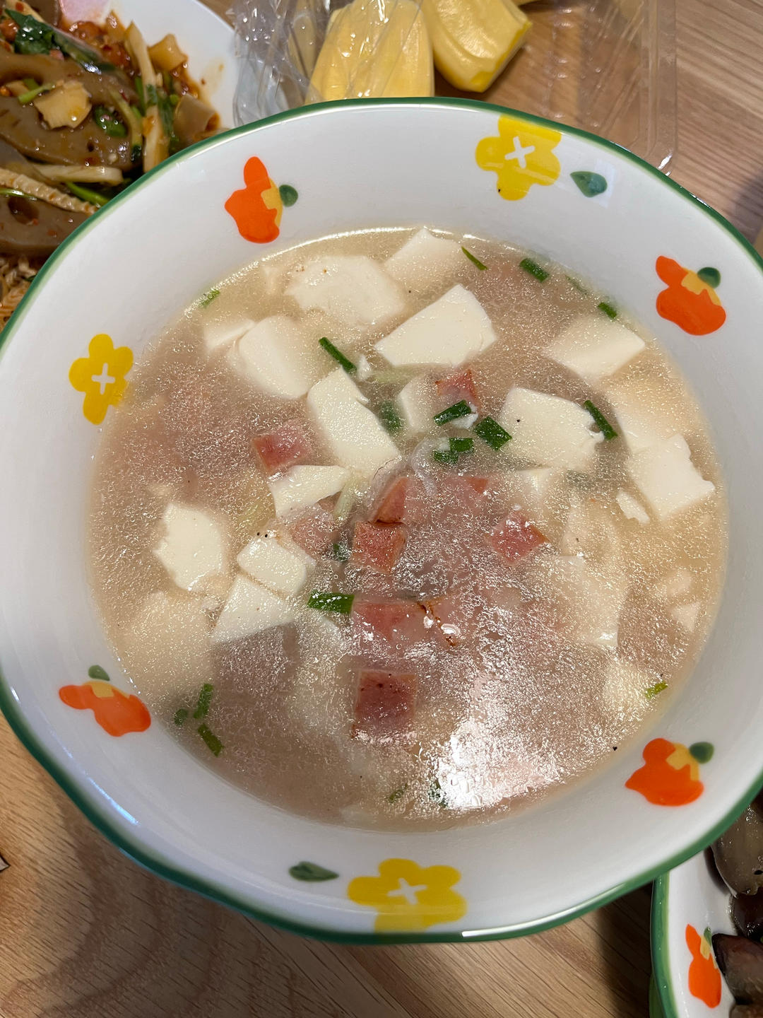 “火腿虾皮豆腐羹”超级无敌鲜！！低脂低油，很适合小孩子和老人～