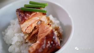中式照烧三文鱼，即使全熟也好吃【喃猫料理日常】的做法 步骤6