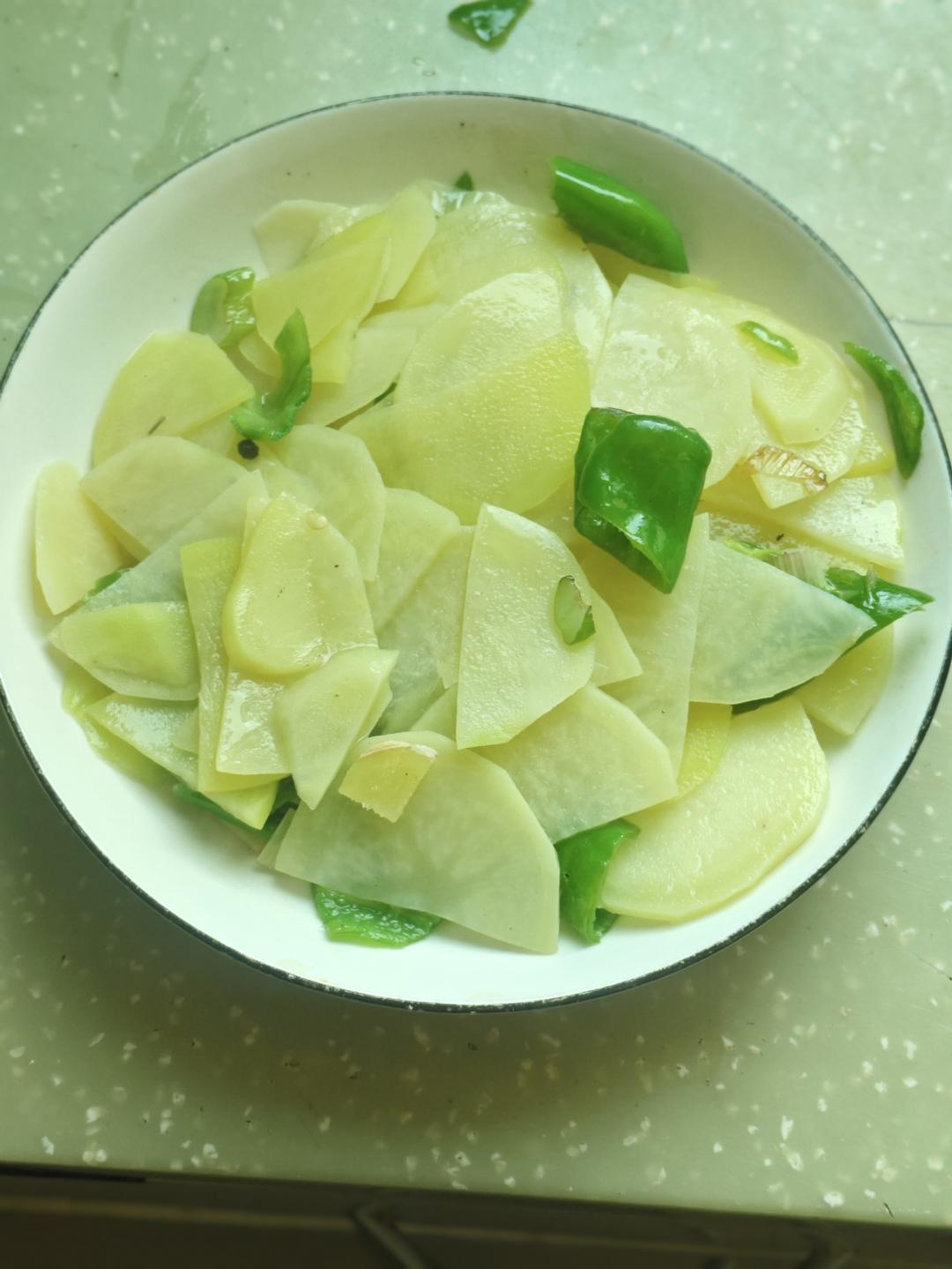 青椒炒土豆片