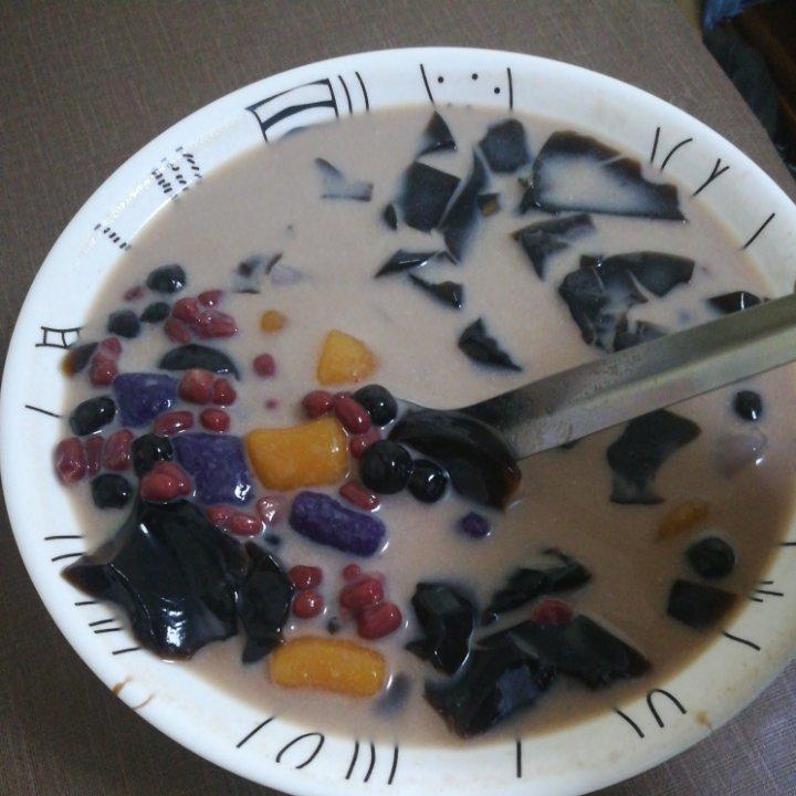 超越鲜芋仙的芋圆烧仙草