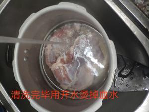 美味卤牛腩的做法 步骤2