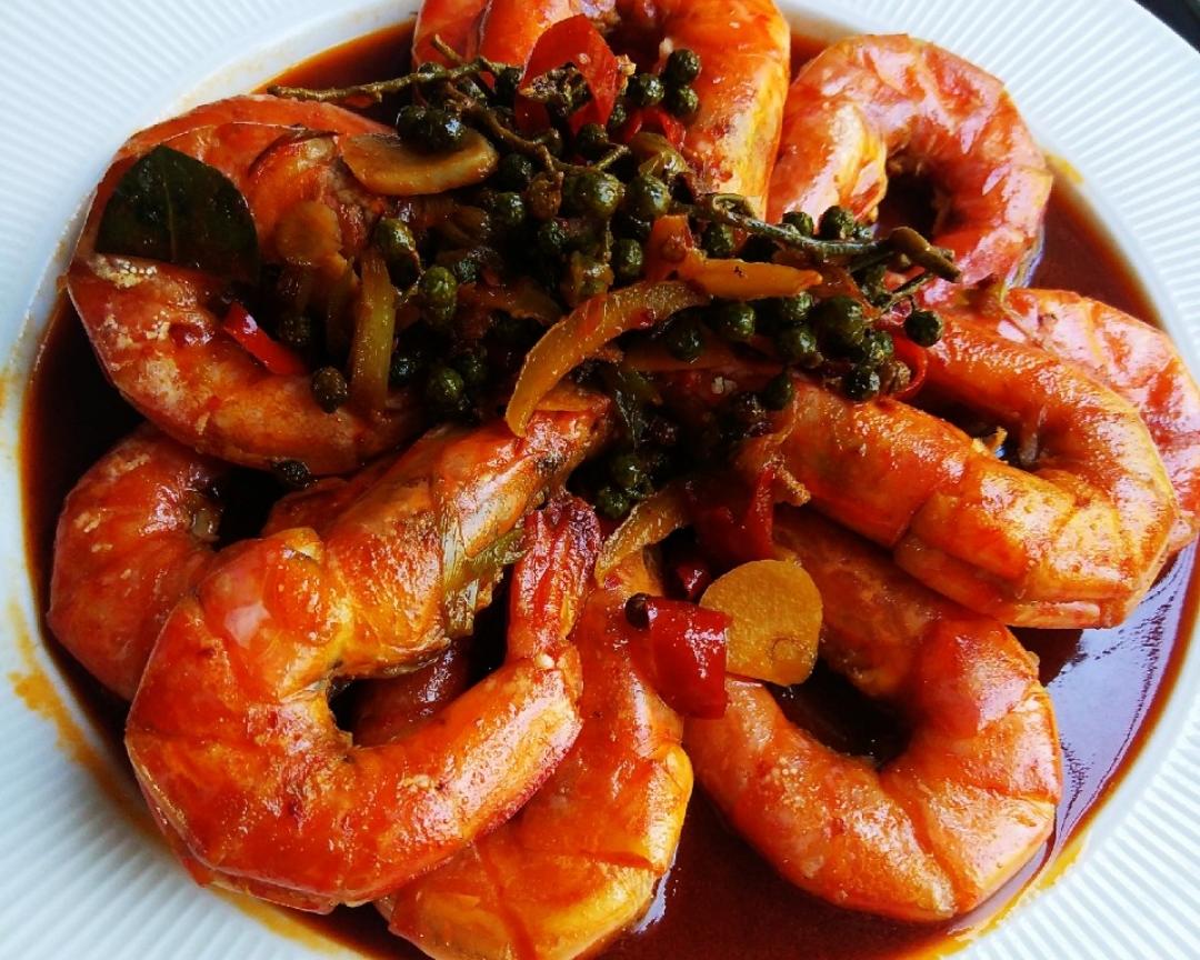 藤椒黑虎虾的做法