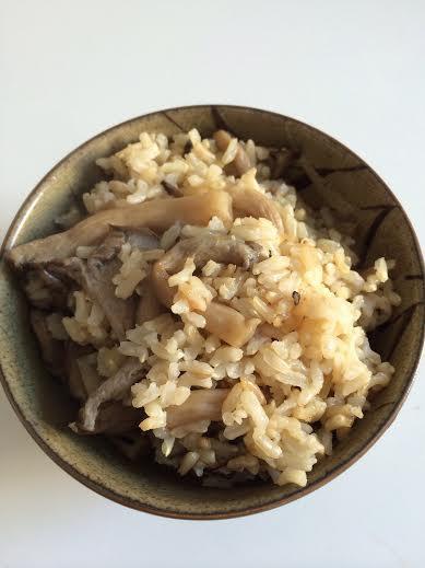 糙米菌菇饭的做法