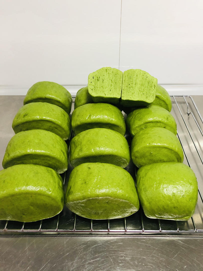 菠菜汁加了它 馒头颜色翠绿不变色 附细节视频详解