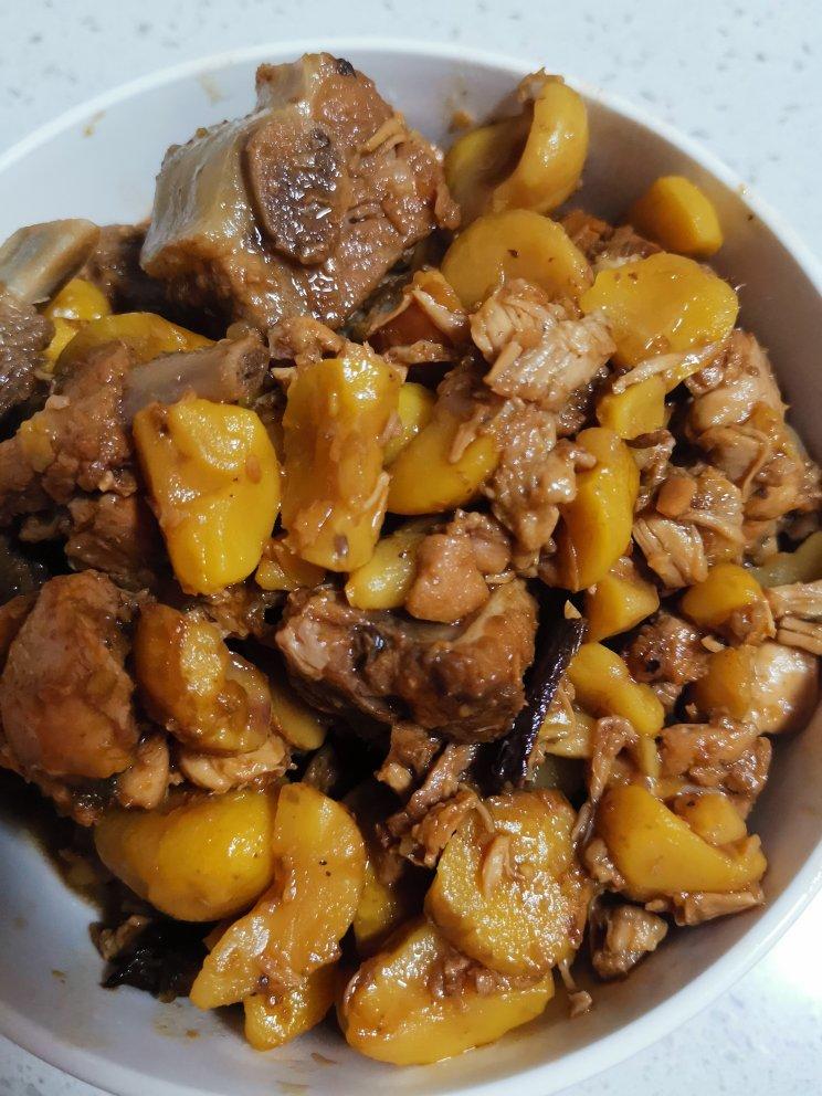 【栗子烧鸡】鸡肉都给你吃，栗子归我~
