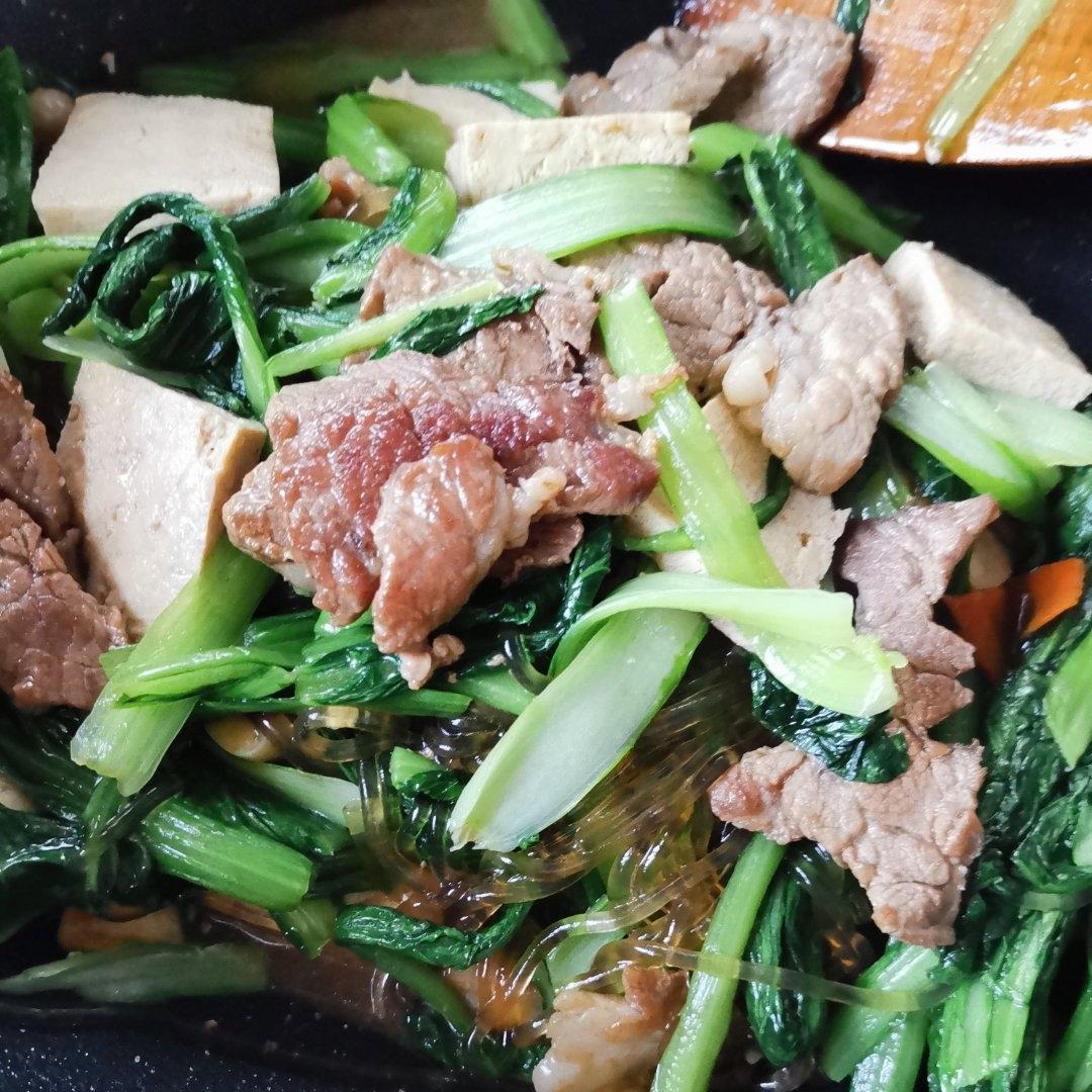 小白菜粉条炒五花肉