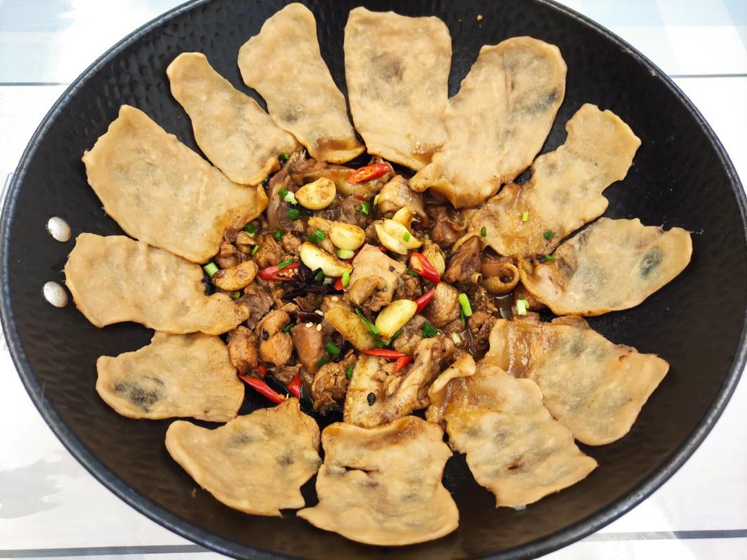 地锅鸡+自制红油【曼食慢语】