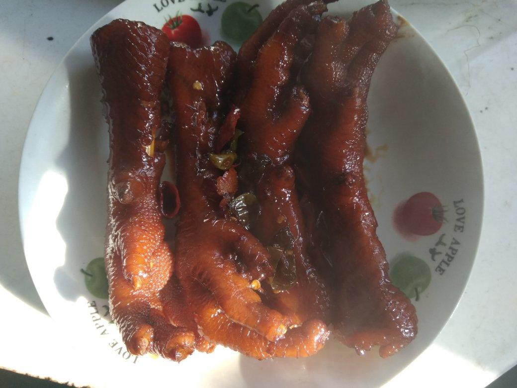 软嫩多汁，香辣过瘾的红烧鸡爪💯好吃到爆