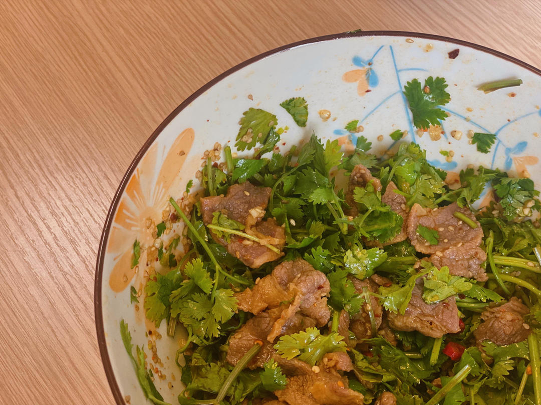 凉拌牛肉片