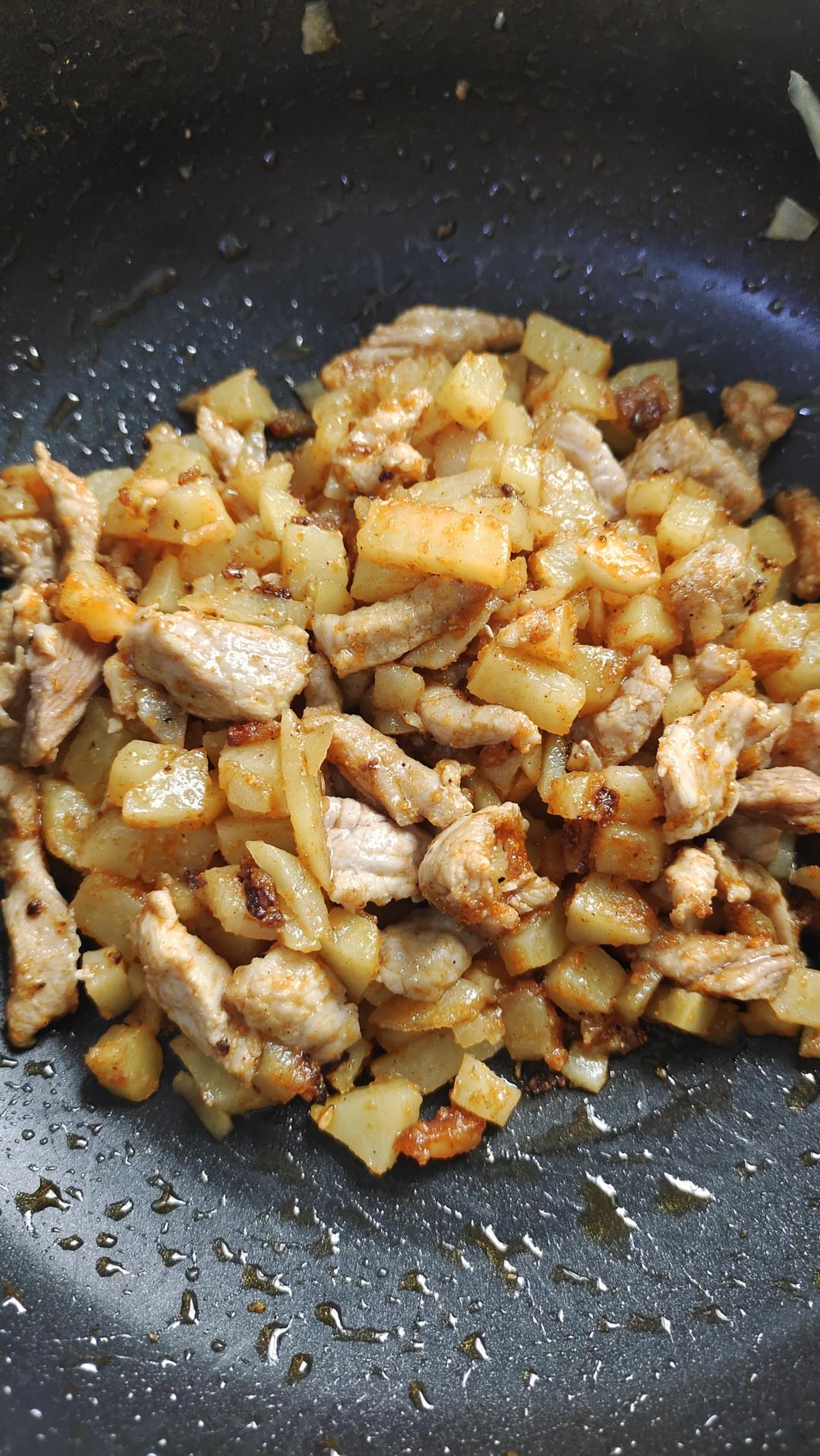 烧烤风味的土豆小香肠
