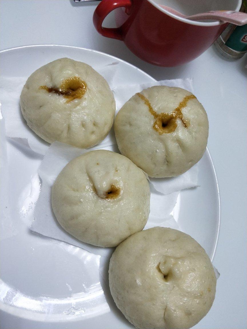 好吃流汁的肉馒头