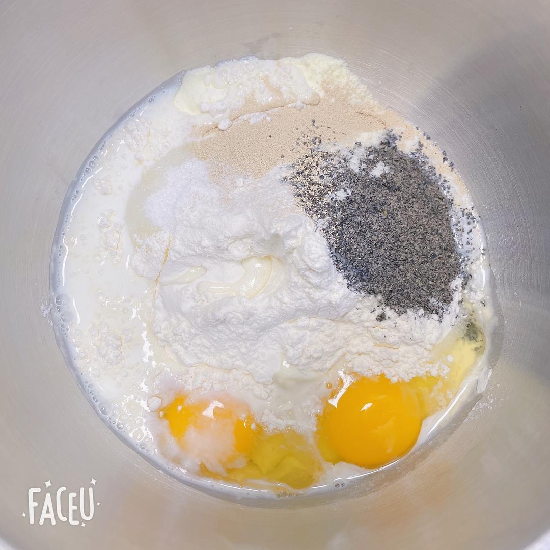 纯奶手撕吐司的做法 步骤1