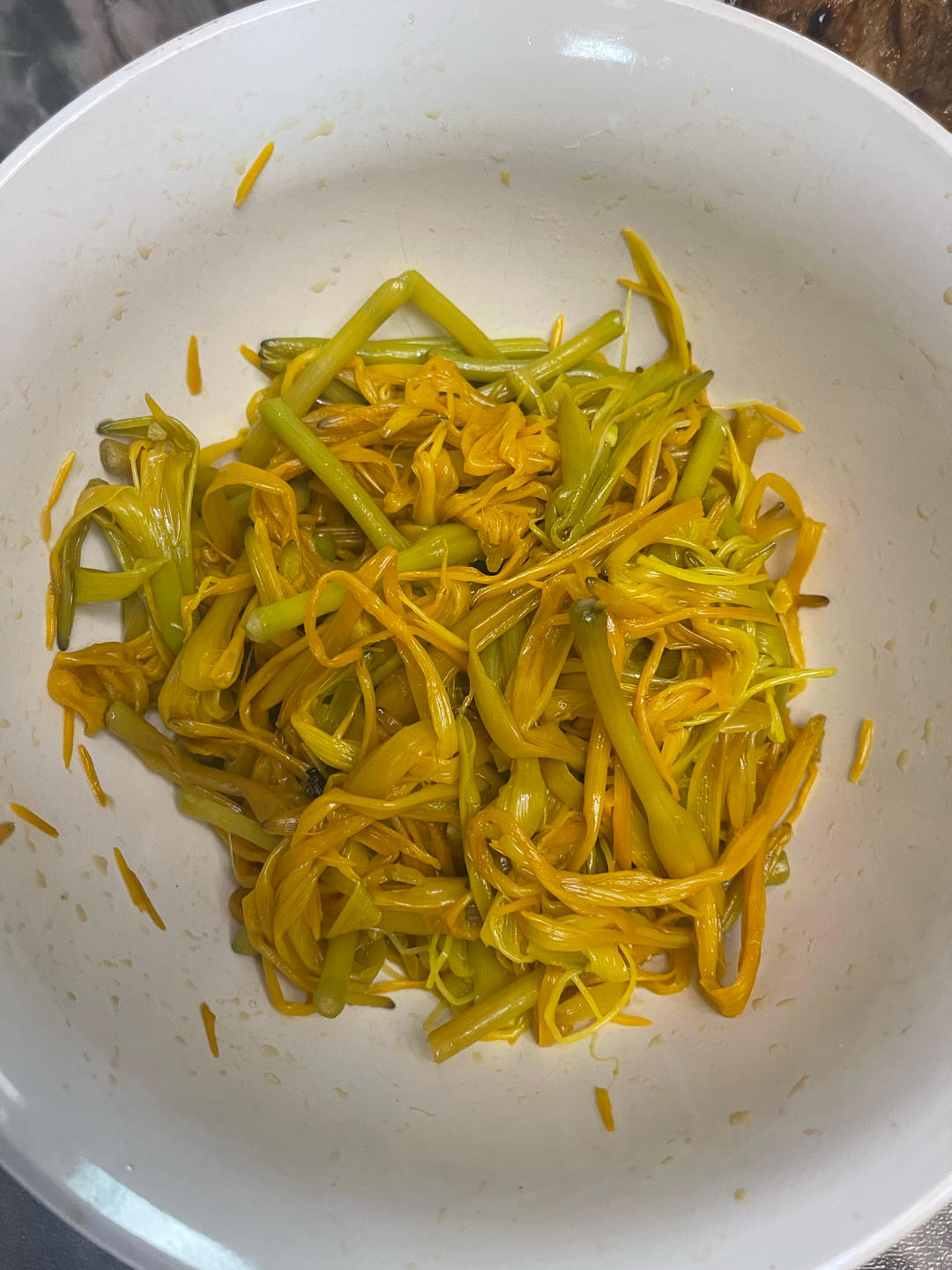 凉拌鲜黄花菜