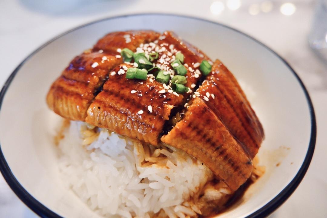 蒲烧鳗鱼饭