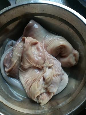 猪肚莲子汤的做法 步骤1