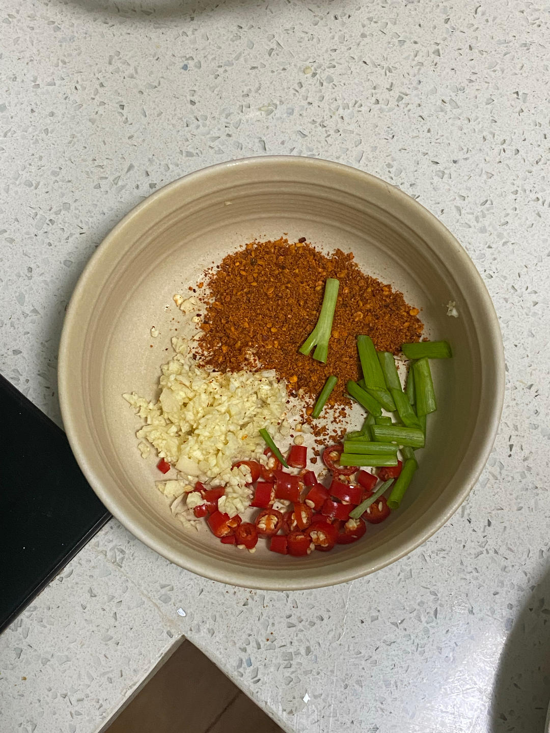 超级好吃的鸭血豆腐