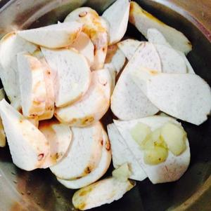 花蚬芋头番薯叶（两味）的做法 步骤1