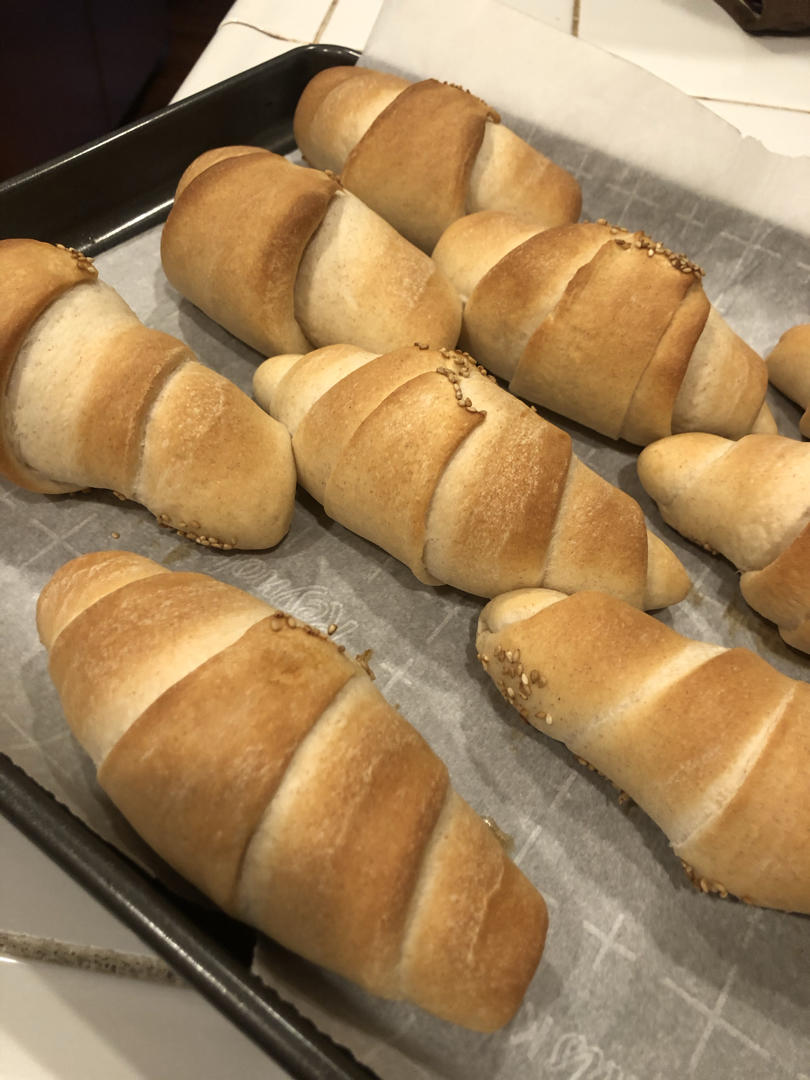 全麦芝麻盐面包